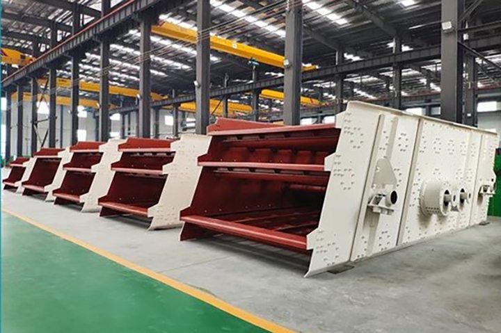 Vibrating screen